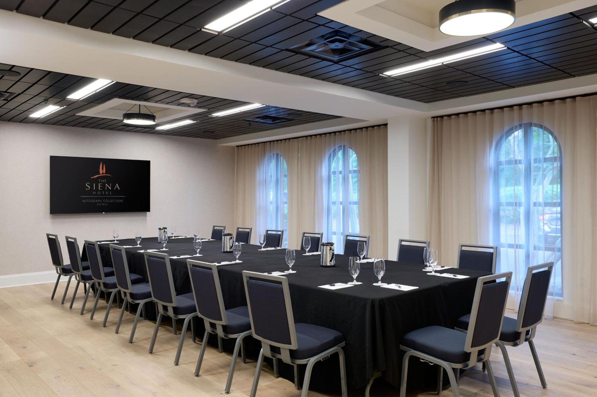 Hotel The Siena Hotel, Autograph Collection 4*